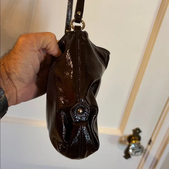 Beautiful Coach Hobo Crossbody Bag in Deep Ox Blood Patent Leather - Picture 12 of 14